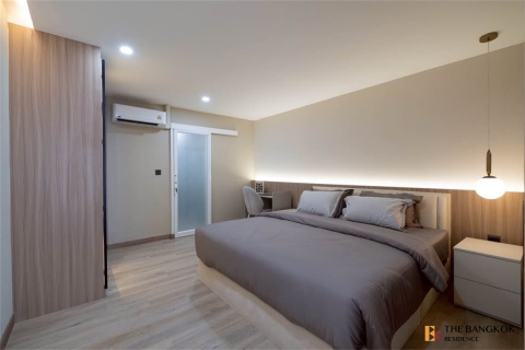 Condo in Bangkok, Thailand, 2 bedrooms № 187567 - photo 4