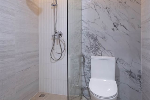Condo in Bangkok, Thailand, 2 bedrooms  № 187567 - photo 10