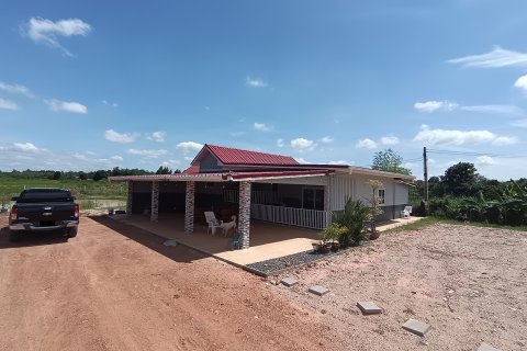 House in Pattaya, Thailand 3 bedrooms № 169095