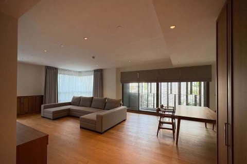 Condo in Yan Nawa, Bangkok, Thailand, 2 bedrooms № 169100