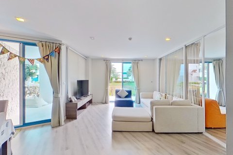 Condo in Hua Hin, Thailand, 2 bedrooms  № 149322 - photo 1