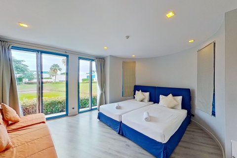 Condo in Hua Hin, Thailand, 2 bedrooms  № 149322 - photo 4