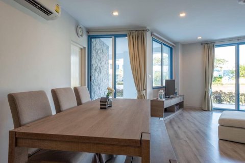 Condo in Hua Hin, Thailand, 2 bedrooms  № 149322 - photo 13