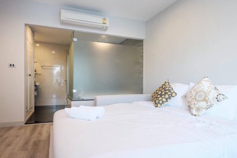 Condo in Hua Hin, Thailand, 2 bedrooms  № 149322 - photo 17