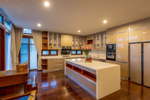 Villa in Chiang Mai, Thailand 7 bedrooms № 133436 - photo 5