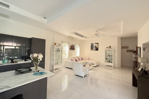 Вилла в Хуа Хине, Таиланд с 3 спальнями  № 158114 - фото 4