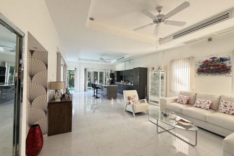 Вилла в Хуа Хине, Таиланд с 3 спальнями  № 158114 - фото 6