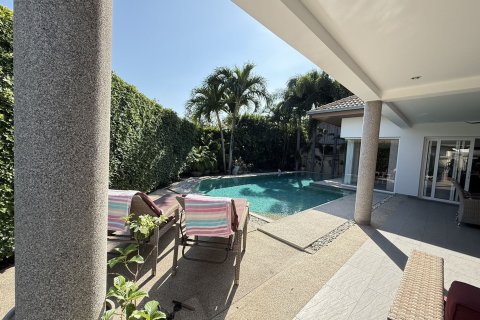 Вилла в Хуа Хине, Таиланд с 3 спальнями  № 158114