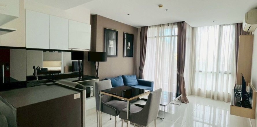 Studio in the Condo in Watthana, Bangkok, Thailand  № 158115