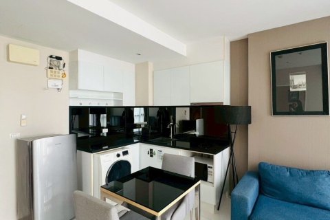 Studio in the Condo in Watthana, Bangkok, Thailand  № 158115 - photo 3