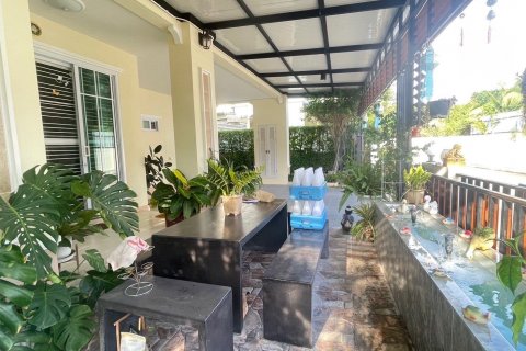 Дом в Сан-Сая, Таиланд с 4 спальнями  № 141880 - фото 5