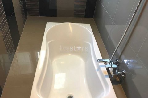 Кондоминиум с 2 спальнями в Ваттхане, Бангкок, Таиланд № 141876 - фото 7