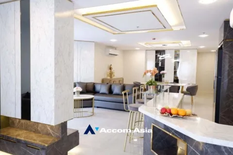 Penthouse in Huai Khwang, Bangkok, Thailand 4 Schlafzimmer № 215080 - Foto 4