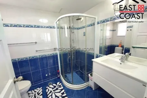 Condominio de 2 dormitorios en Jomtien Beach, Pattaya, Tailandia № 212334 - foto 12