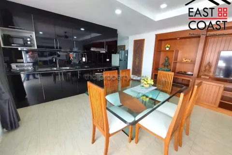 Condominio de 2 dormitorios en Jomtien Beach, Pattaya, Tailandia № 212334 - foto 3