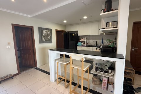 Кондоминиум с 3 спальнями в Кхлонг Сане, Бангкок, Таиланд № 171784 - фото 7