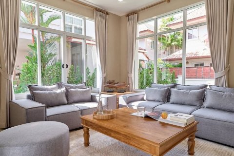 Дом в Сарафи, Таиланд с 4 спальнями  № 171781 - фото 4