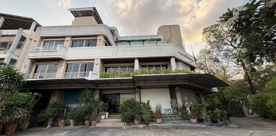 Terrain à Samut Prakan, Thaïlande 1600 m2 № 171785