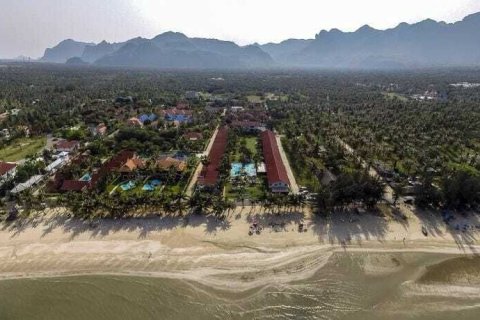 Вилла в Хуа Хине, Таиланд с 4 спальнями  № 153596 - фото 7