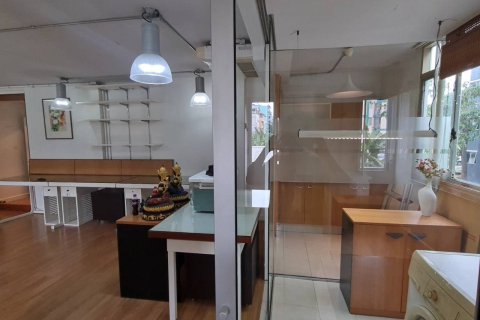Condo in Huai Khwang, Bangkok, Thailand, 2 bedrooms  № 153595 - photo 6