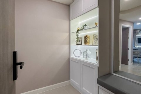 Condo in Hua Hin, Thailand, 2 bedrooms  № 115694 - photo 7