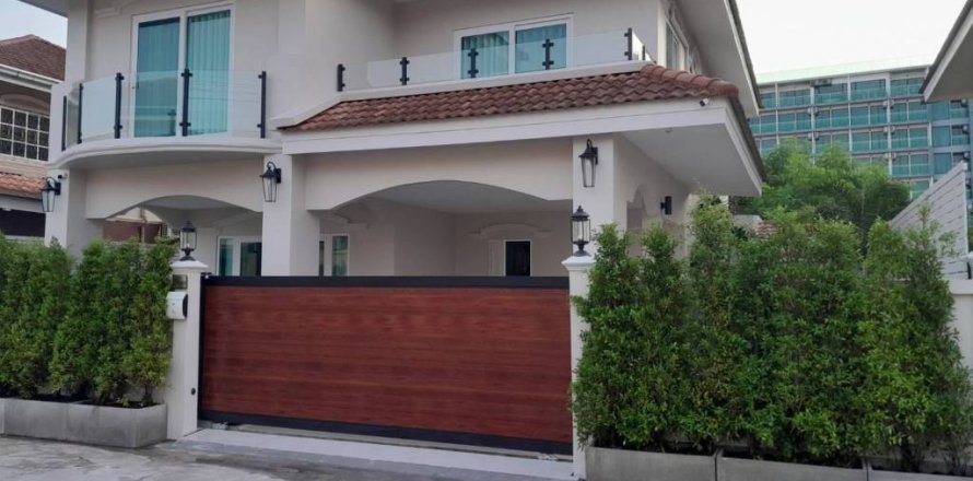 Дом в Паттайе, Таиланд с 5 спальнями № 115695