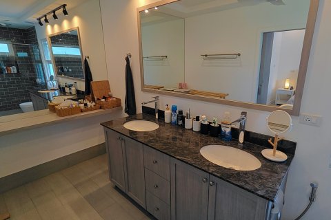 Вилла в Хуа Хине, Таиланд с 3 спальнями  № 154232 - фото 28