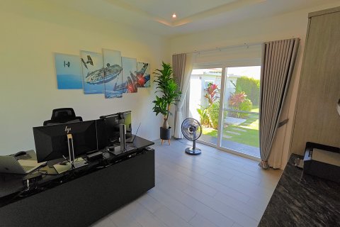 Вилла в Хуа Хине, Таиланд с 3 спальнями  № 154232 - фото 18