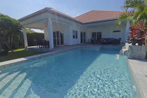 Вилла в Хуа Хине, Таиланд с 3 спальнями  № 154232 - фото 29