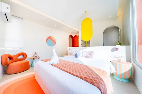 Casa de 5 dormitorios en Pattaya, Tailandia № 211536 - foto 15