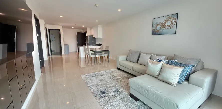 Condominio de 2 dormitorios en Pattaya, Tailandia № 211533