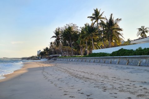 Condo in Cha-am, Thailand, 2 bedrooms  № 152672 - photo 9