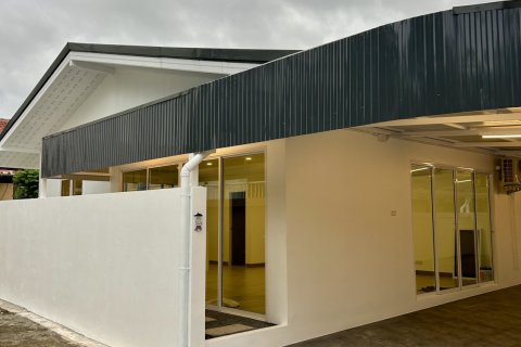 House in Phuket, Thailand 3 bedrooms № 152674 - photo 3