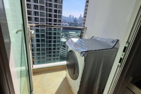 Condo à Huai Khwang, Bangkok, Thaïlande, 2 chambres  № 152670 - photo 6