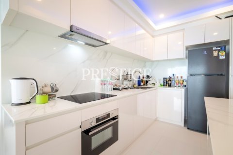Condo in Pattaya, Thailand, 2 bedrooms № 197921 - photo 10