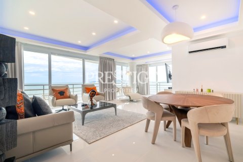 Condo in Pattaya, Thailand, 2 bedrooms № 197921 - photo 7