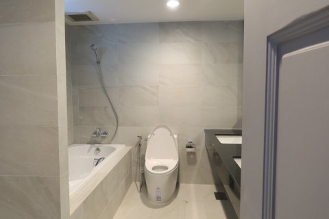 Condo in Bangkok, Thailand, 1 bedroom № 143277 - photo 15