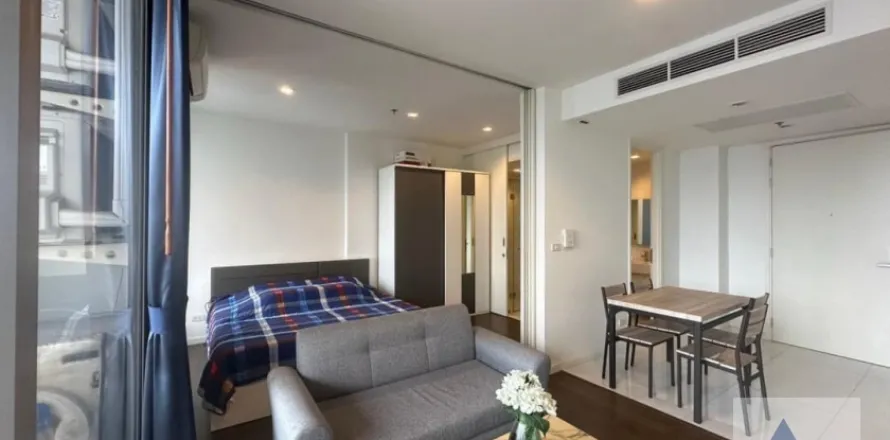Eigentumswohnung in Sathon, Bangkok, Thailand, 1 Schlafzimmer  № 219179