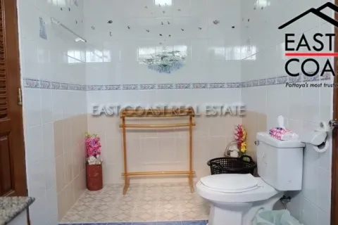 Casa de 3 dormitorios en Pattaya, Tailandia № 213147 - foto 12