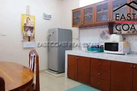 Casa de 3 dormitorios en Pattaya, Tailandia № 213147 - foto 7