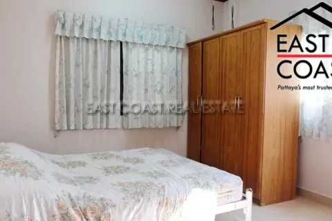 Casa de 3 dormitorios en Pattaya, Tailandia № 213147 - foto 10