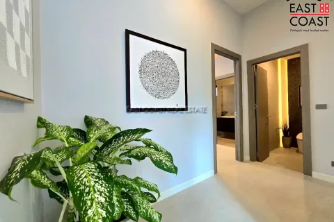 Casa de 5 dormitorios en Pattaya, Tailandia № 213149 - foto 15