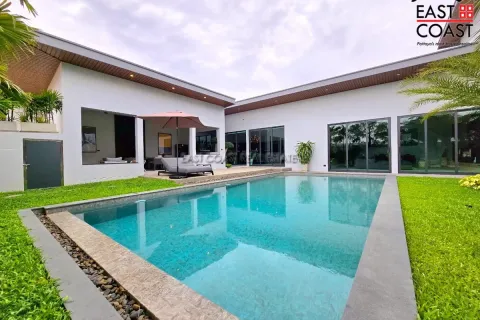Casa de 5 dormitorios en Pattaya, Tailandia № 213149 - foto 11