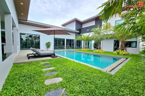 Casa de 5 dormitorios en Pattaya, Tailandia № 213149 - foto 6