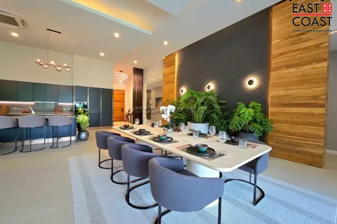 Casa de 5 dormitorios en Pattaya, Tailandia № 213150 - foto 12