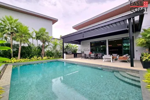 Casa de 5 dormitorios en Pattaya, Tailandia № 213150 - foto 17