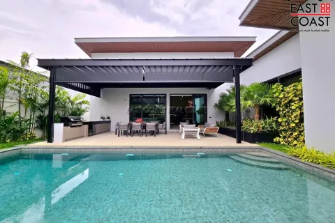 Casa de 5 dormitorios en Pattaya, Tailandia № 213150 - foto 18