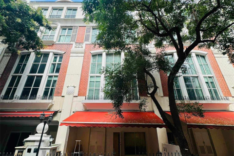 House in Bangkok, Thailand 4 bedrooms № 190360 - photo 6