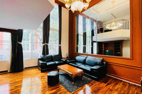 House in Bangkok, Thailand 4 bedrooms № 190360 - photo 5