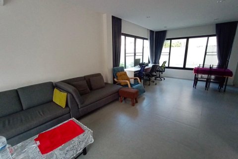 House in Ko Samui, Thailand 3 bedrooms № 147986 - photo 4